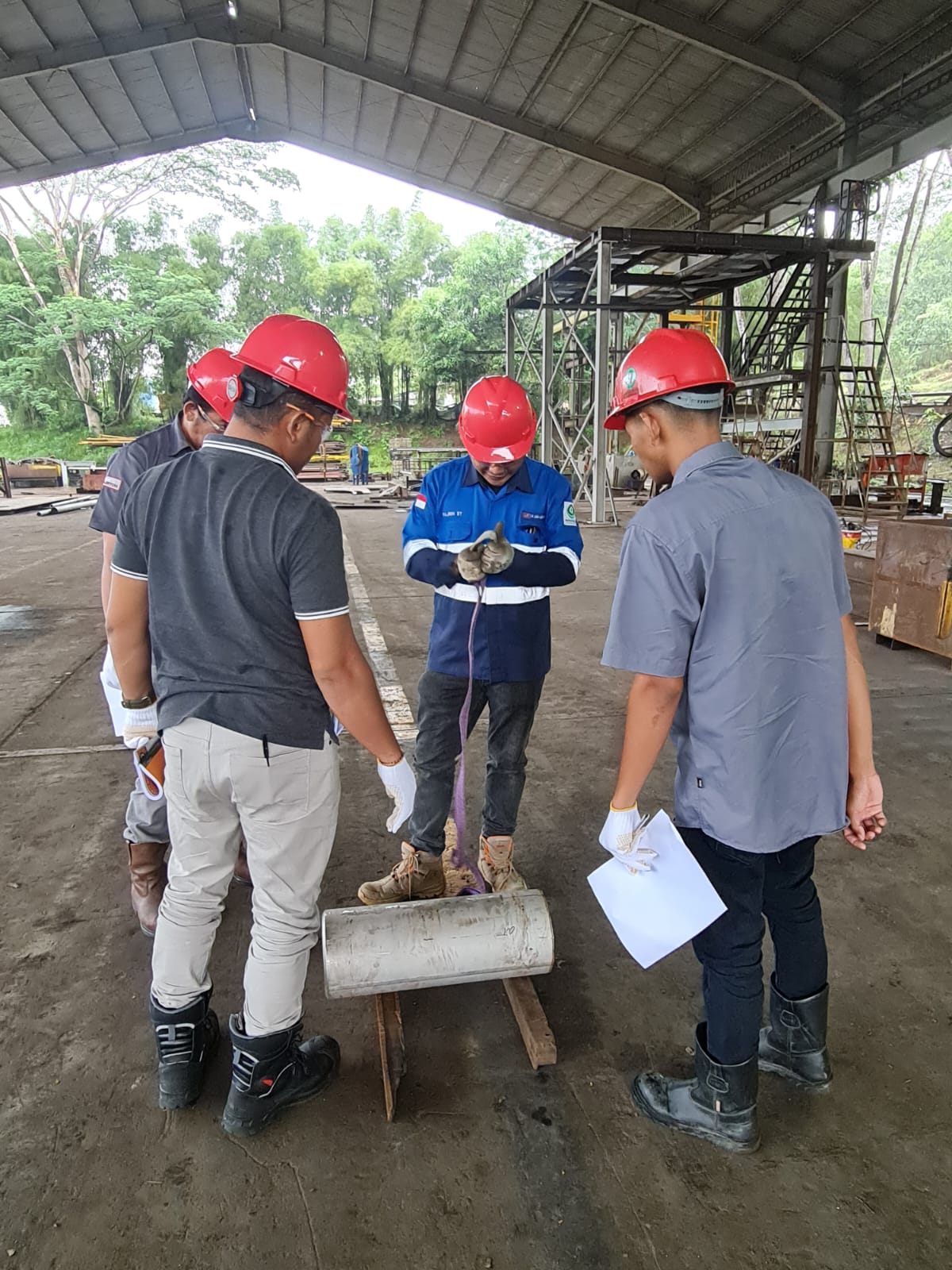 Overhead Crane Operator dan Mobile Crane