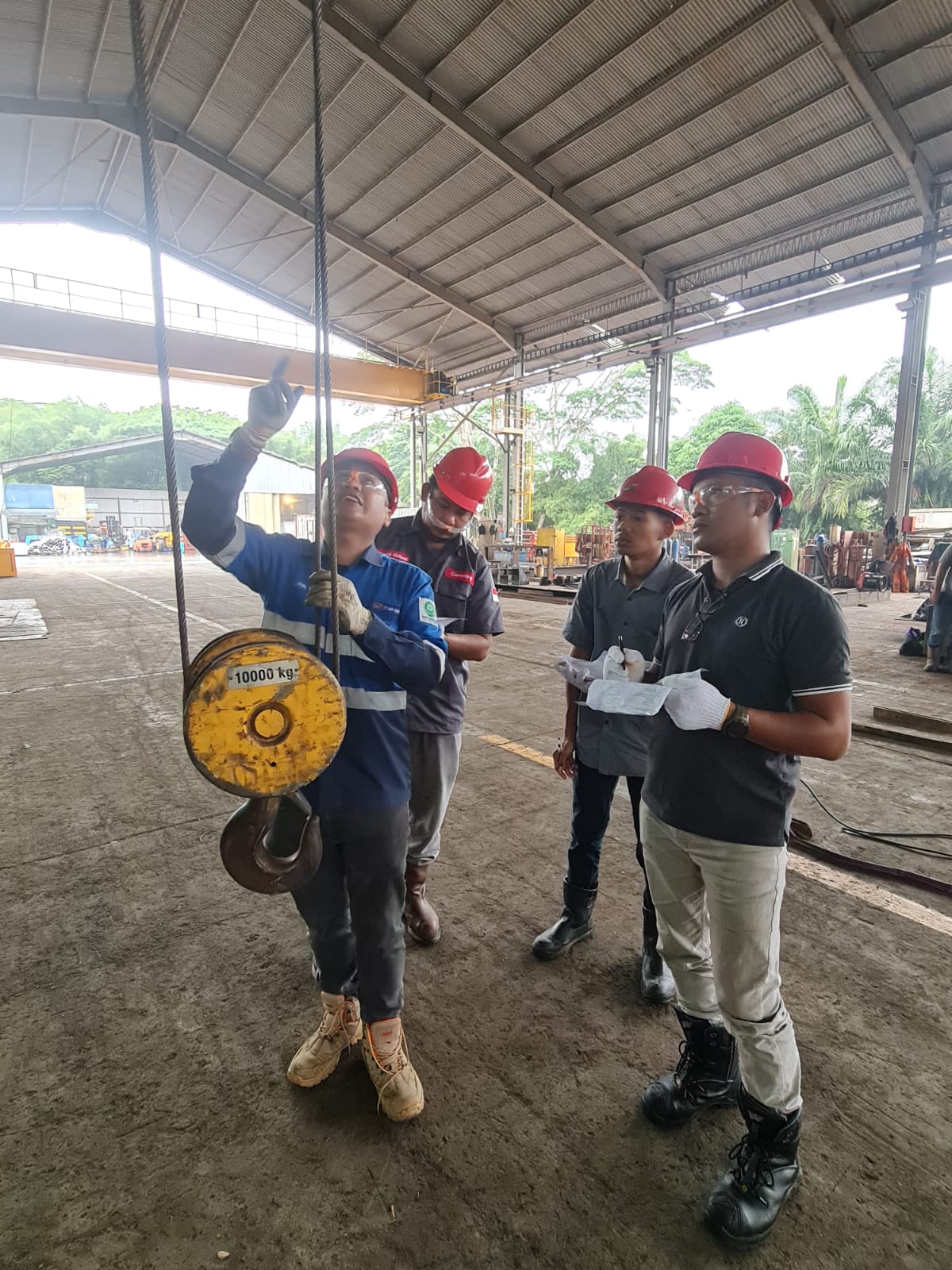 Overhead Crane Operator dan Mobile Crane