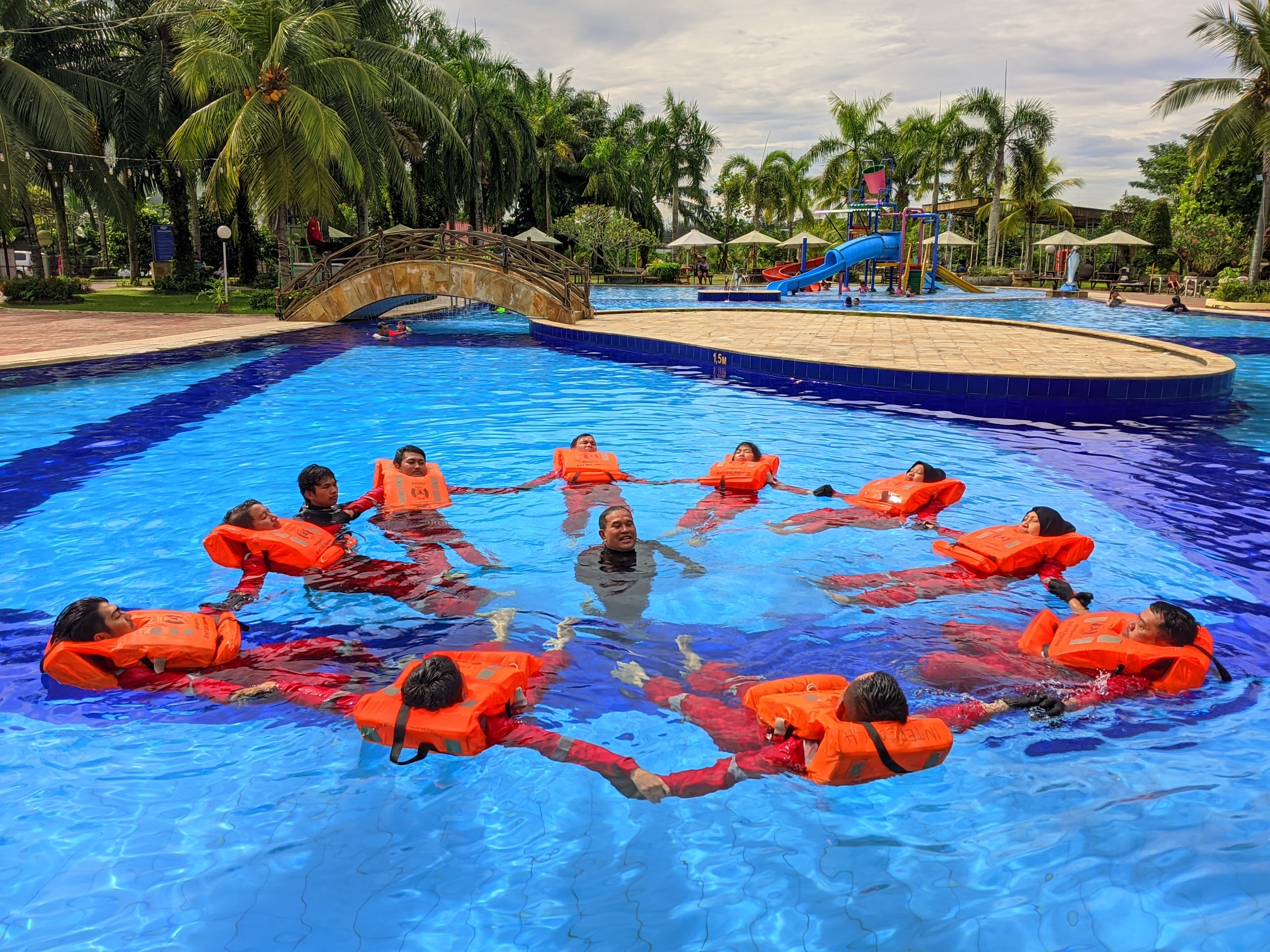 Pelatihan Bosiet - Sea Survival