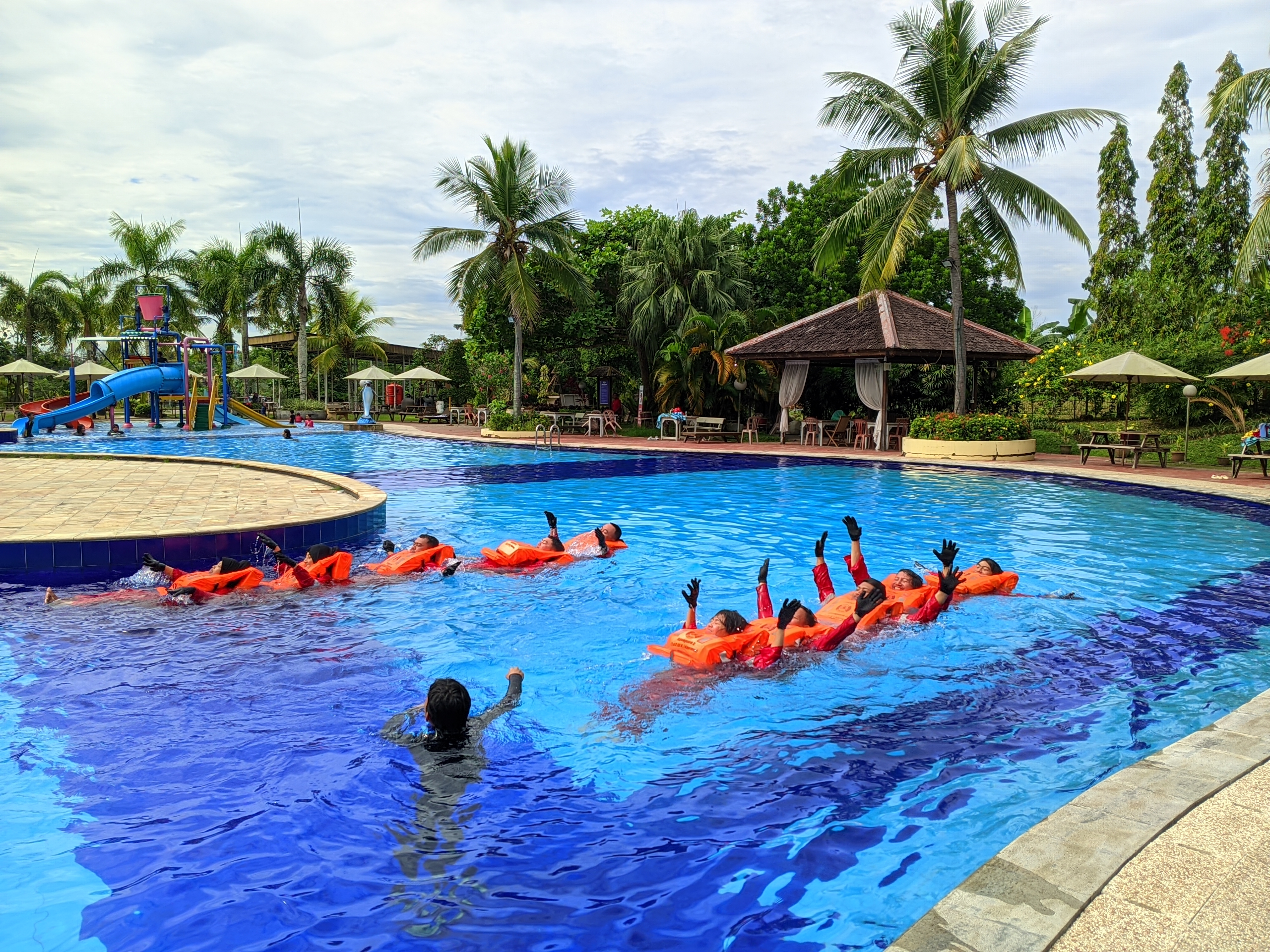 Pelatihan Bosiet - Sea Survival