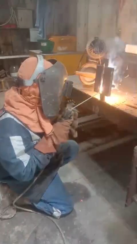 Plat Welder